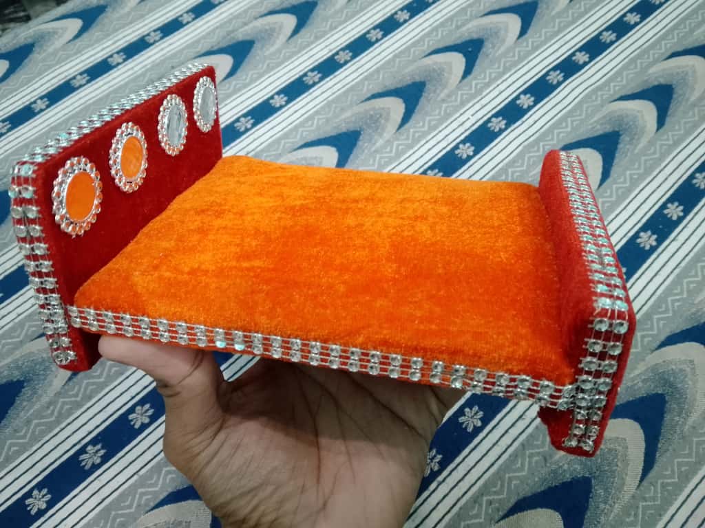 Bed for Laddu Gopal Colour Red Orange Size 4 to 5 Number