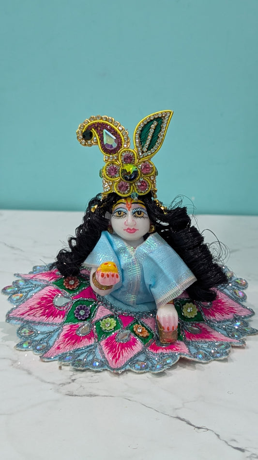 Laddu Gopal Premium Mukut Size 3-4