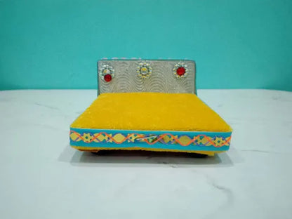 Bed for Laddu Gopal Size 0 to 1 Colour Yellow
