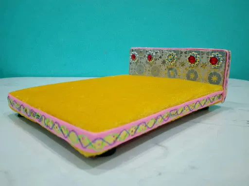 Bed for Laddu Gopal Size 4 to 5 Colour Yellow