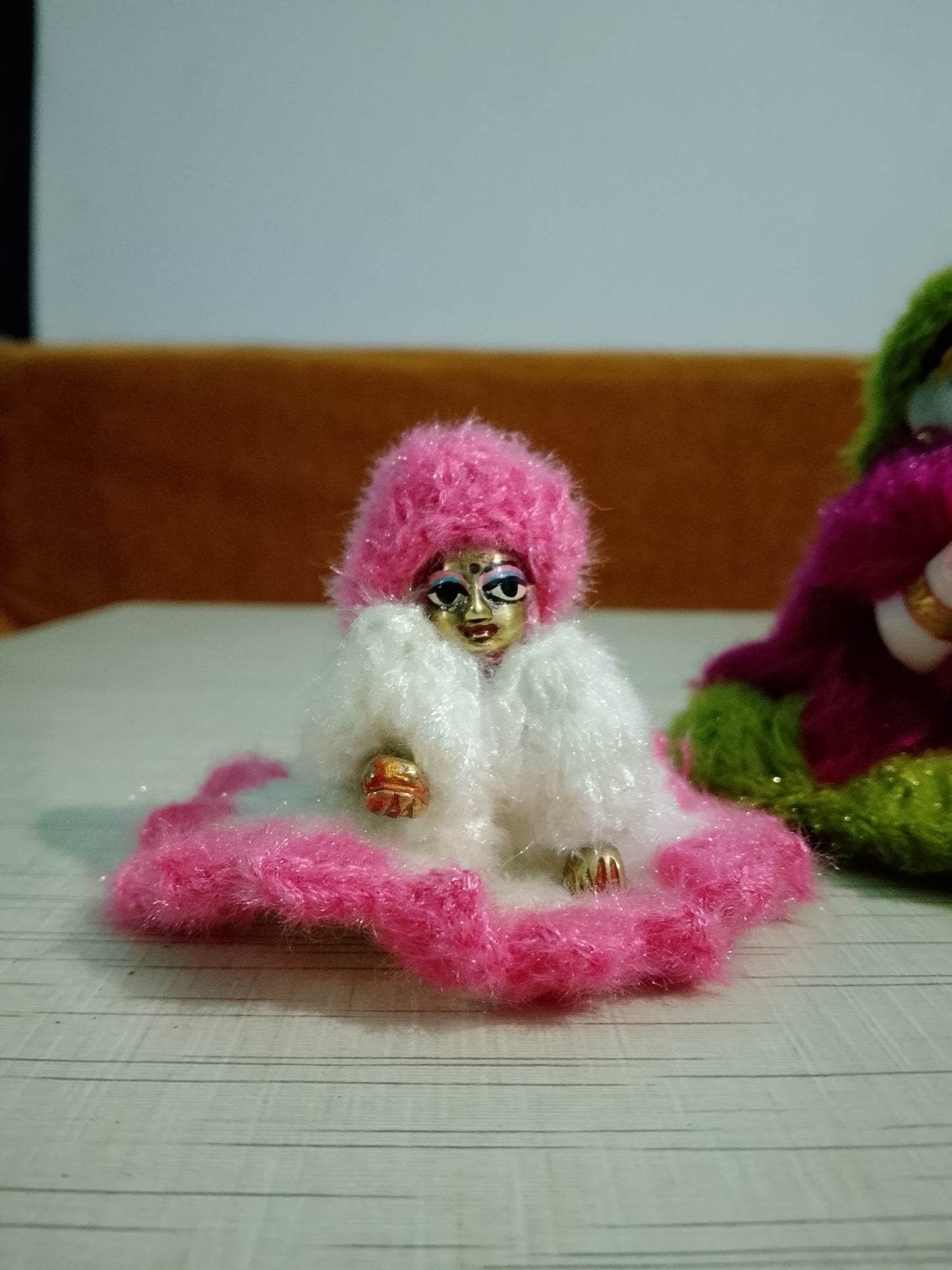 Laddu Gopal woolen dress size 0 Pink and white colour 