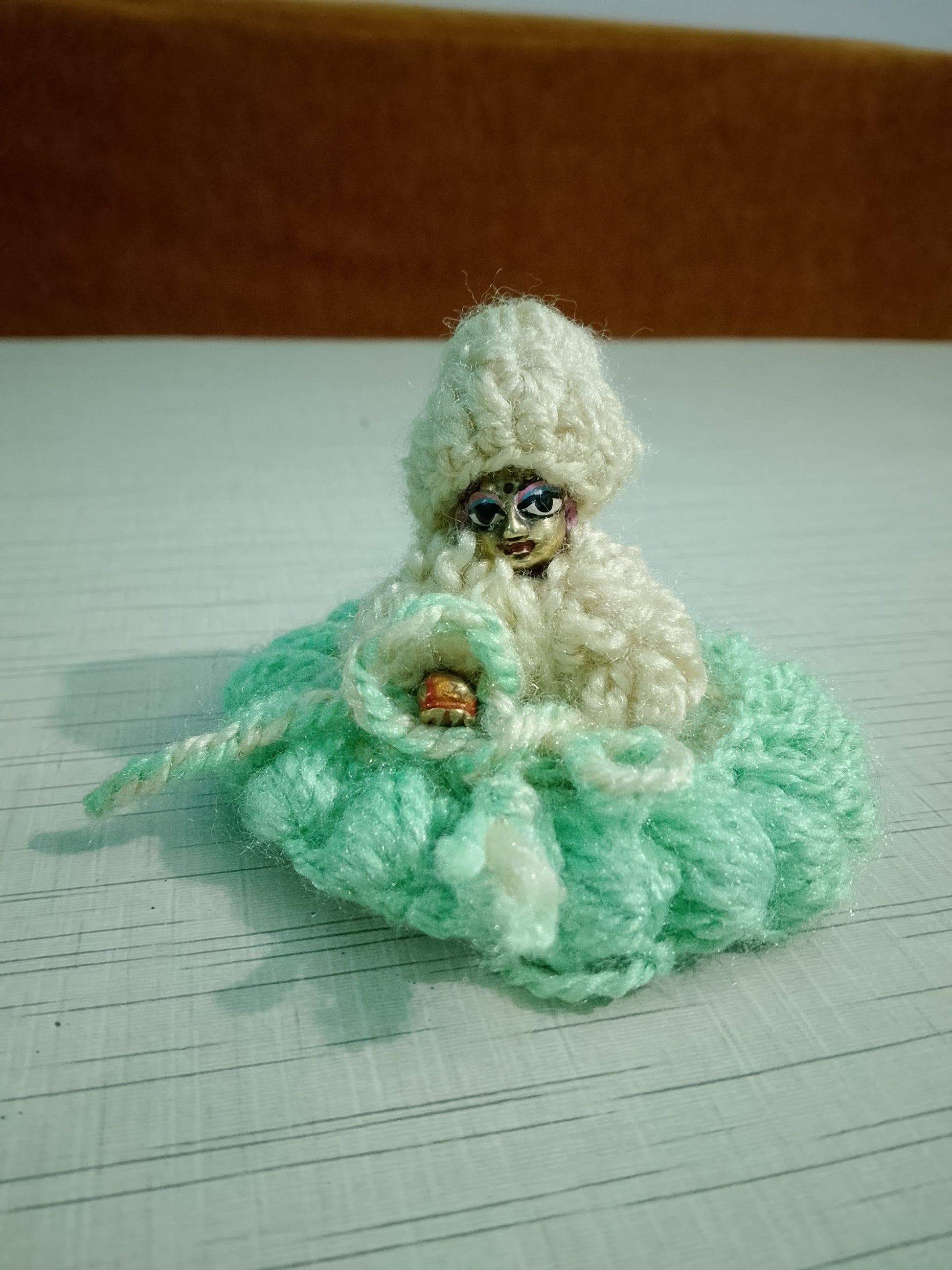 Laddu Gopal woolen dress size 0 white and green colour 